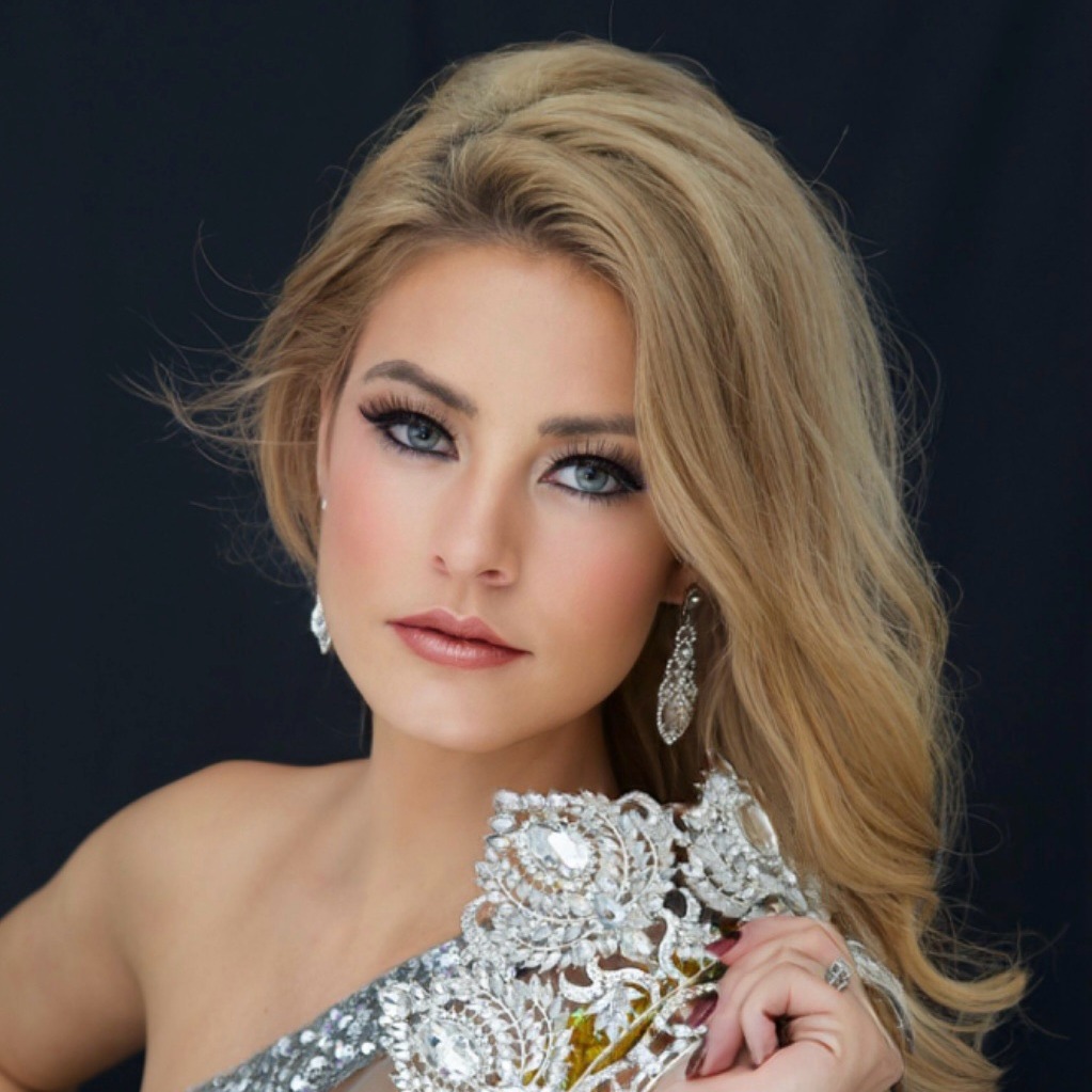 Cassandra Siren Couture