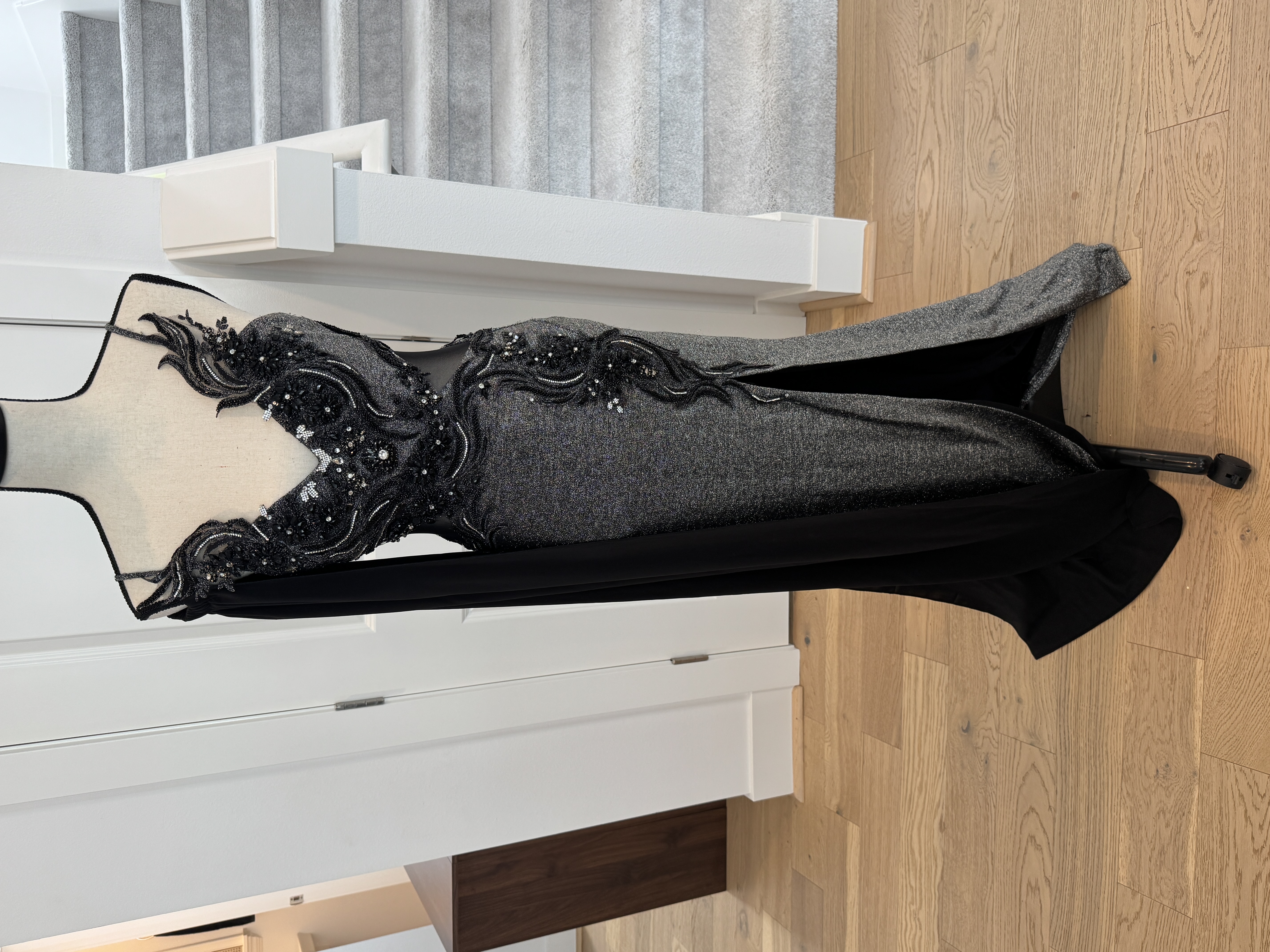 Black Dresses Evening Gown Size 2-6 Elegant Black and SilverCustom Evening Gown (Worn Once condition) - Image 1 of 5