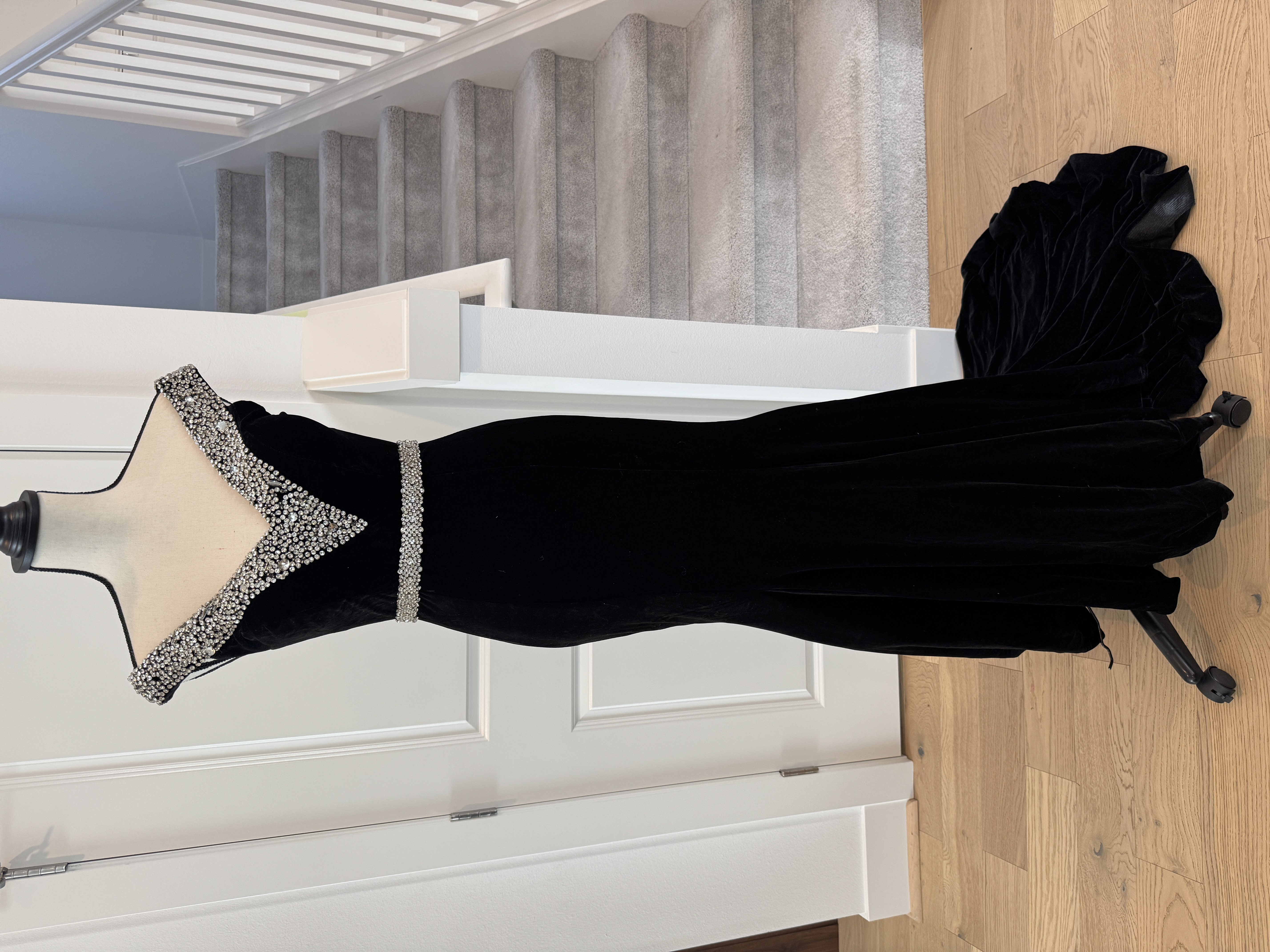 Black Dresses Evening Gown Size 4-8 Elegant Black Velvet Evening Dress with Rhinestone Detail (Used lightly condition) - Image 1 of 5