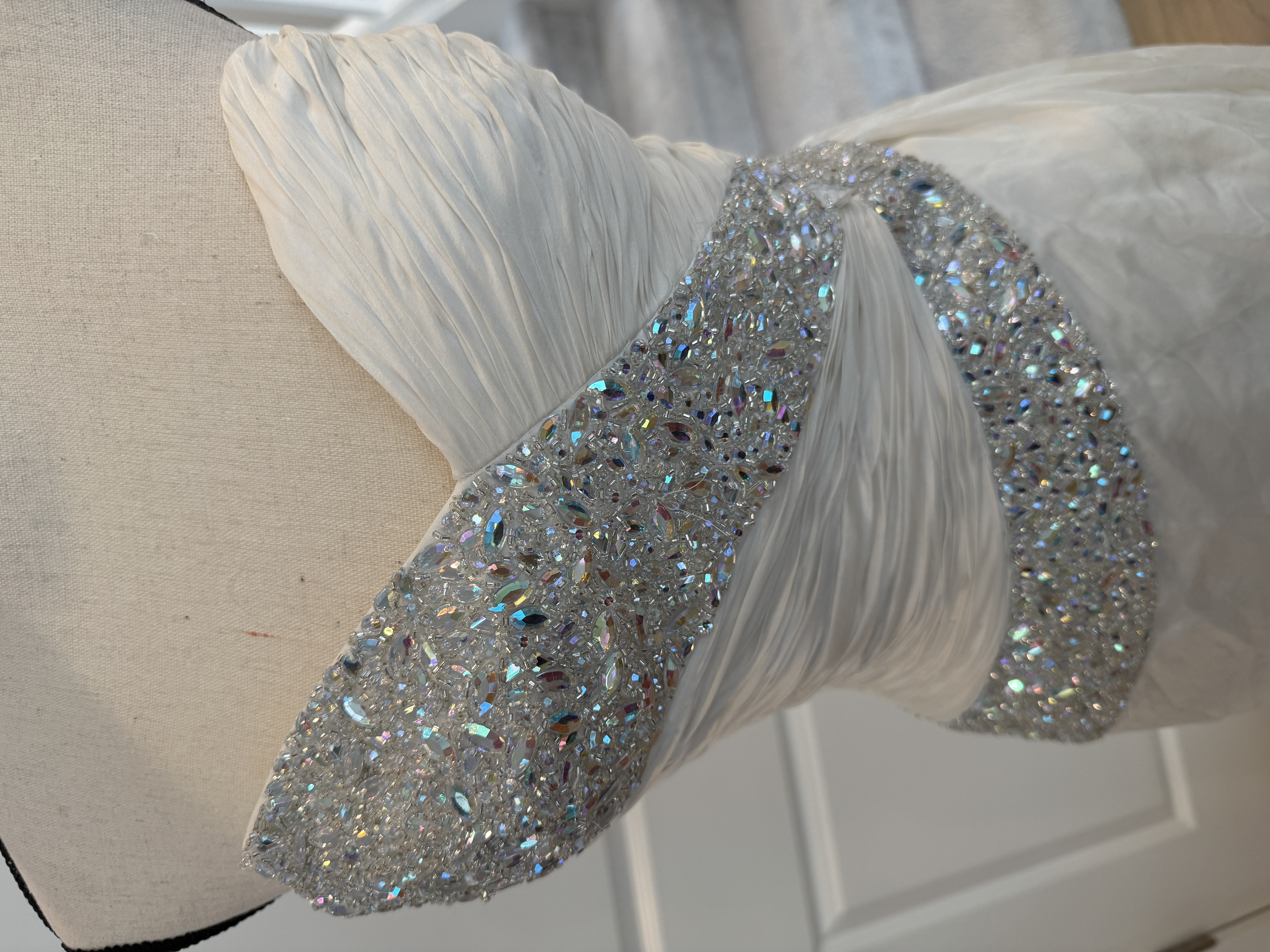 Ivory Dresses Other Dresses Size Adult 2 (XS) Beautiful AB and light Ivory Dress (Used condition) - Image 1 of 3